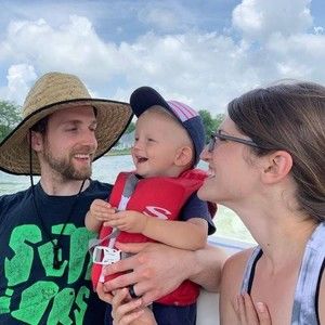 Meet your Posher, Cara